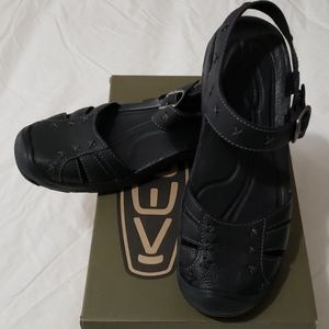 Keen Paulina Mary Jane Sandals